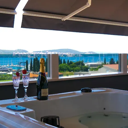Appartement Luxury Penthouse Skyview Trogir